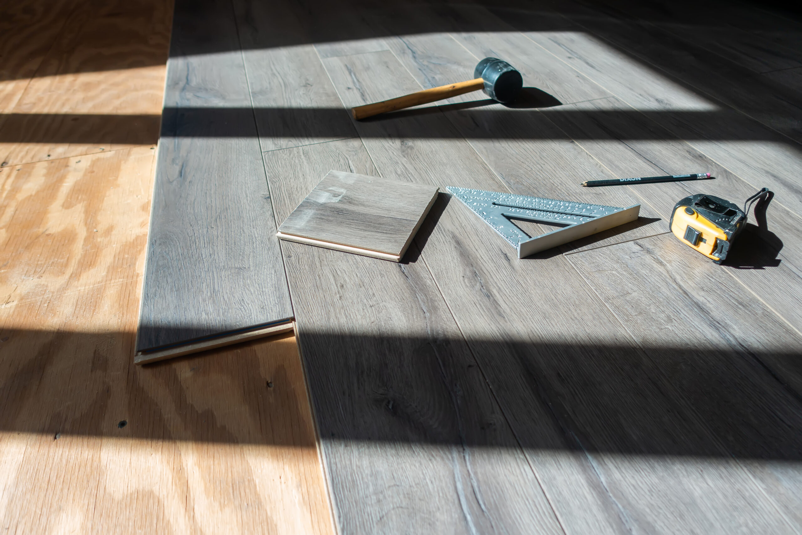 Laminate flooring Livonia MI