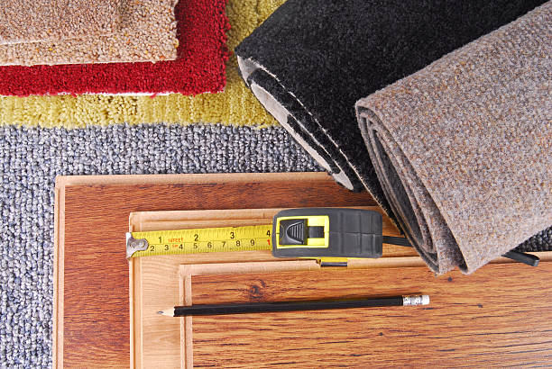 Flooring specialist bringing samples to home in Livonia MI